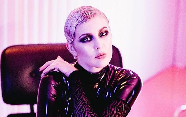 MARUV претендует на звание лучшей певицы РФ