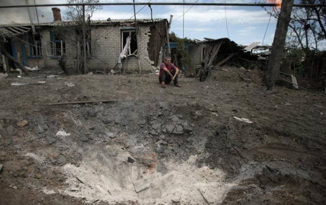 В Марьинке во время обстрела ранен местный житель, - МВД