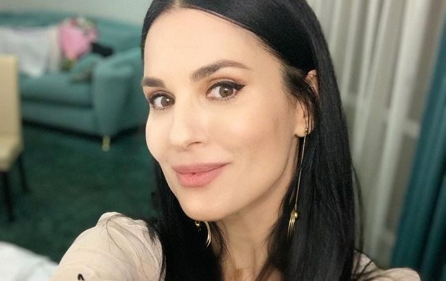 Похожа на Деми Мур: Ефросинина поразила сочным стильным выходом в коже