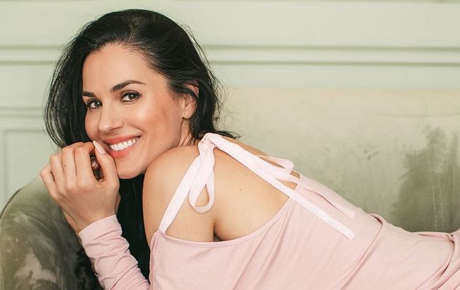 Естественная красота: Маша Ефросинина призвала женщин любить себя без макияжа