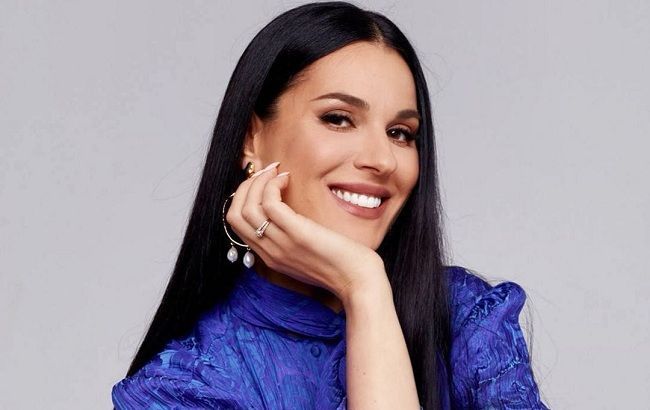 "Шикарна навіть у шкарпетках": Маша Єфросиніна показала зручний одяг для подорожей