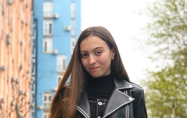 Королева дня: дочка Олі Полякової підкорила модельними формами