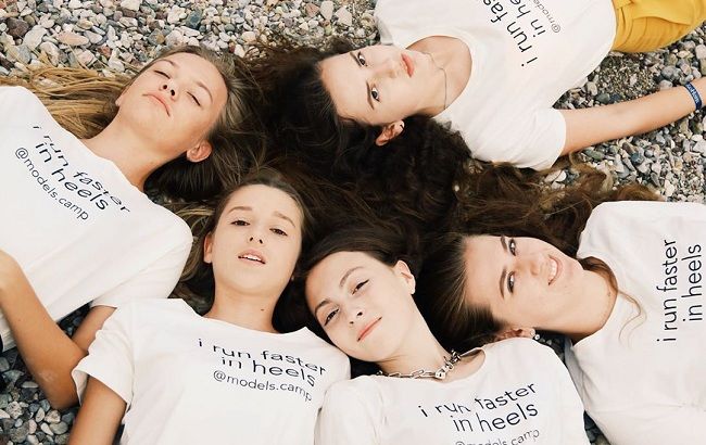 Юная красота: дочь Поляковой показала эффектные фото из лагеря моделей