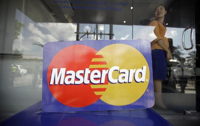MasterCard введет оплату платежей с помощью селфи в Великобритании