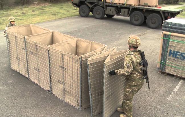 У МВС пояснили відмову від американських бастіонів високою ціною