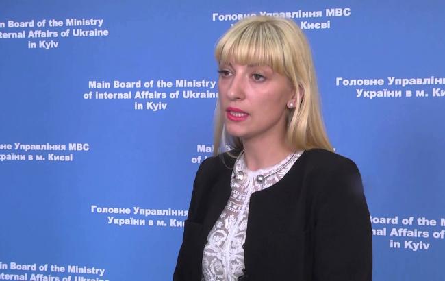 Суд смягчил меру пресечения сообщнице арестованного за взятку сотрудника СБУ