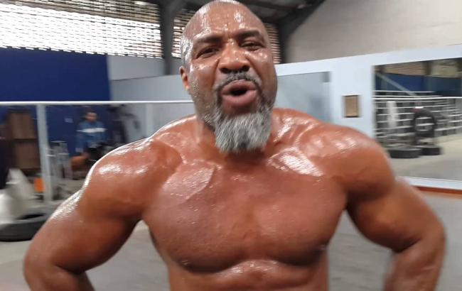 Боксер Шеннон Бриггс настаивает на бое с Владимиром Кличко