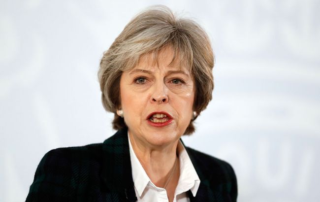 Мэй поручила подготовить введение рабочих виз для граждан стран ЕС, - Sunday Times