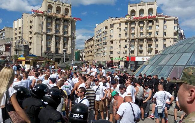 У центрі Києва велике скупчення правоохоронців через футбол на "Динамо"