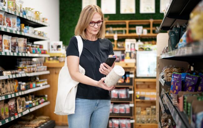 Експерт назвав топ-3 продукти, які руйнують суглоби: від чого треба відмовитись