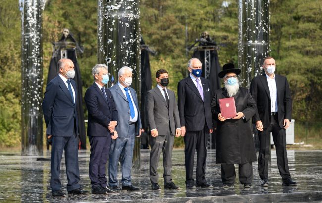 Правительство &nbsp;и Мемориальный центр Холокоста "Бабий Яр"&nbsp;подписали меморандум о сотрудничестве