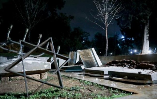 В Греции осквернили мемориал жертвам Холокоста