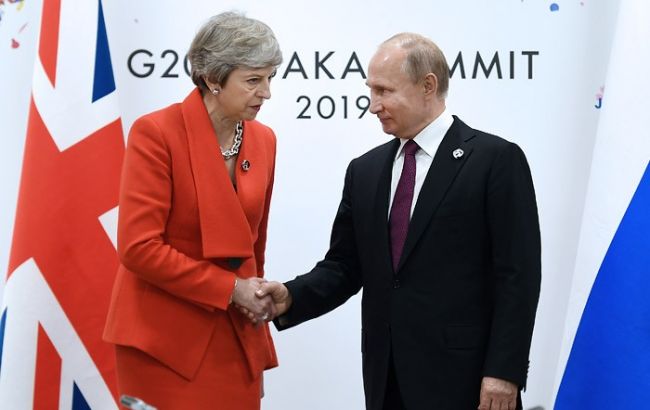 Мэй потребовала от Путина освободить украинских моряков