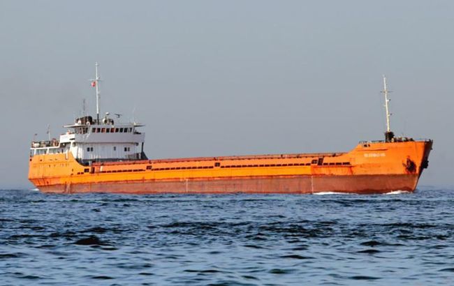 Авария сухогруза с украинцами: стало известно о состоянии моряков