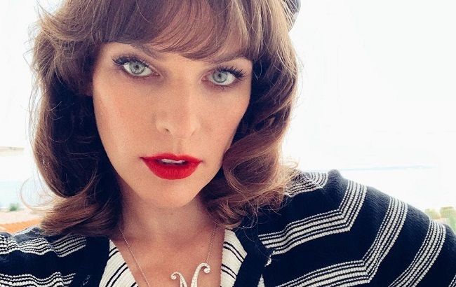 Взяти на замітку: 44-річна Міла Йовович розкрила секрет бездоганної шкіри