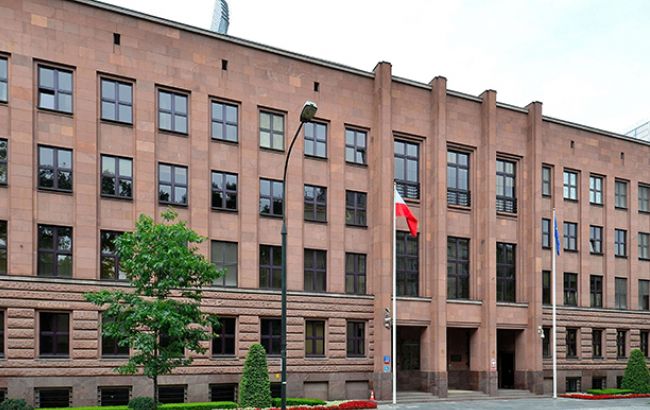 Польша надеется на быстрое решение исторических вопросов с Украиной, - Чапутович