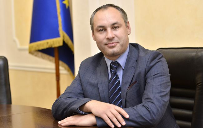 Арест и ограничение свободы могут заменить на пробационный надзор: что предлагают законы