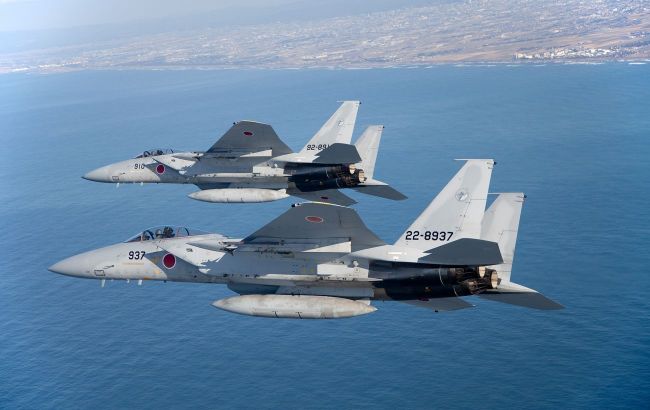 Японія розпочала будівництво нової військової бази для американських винищувачів