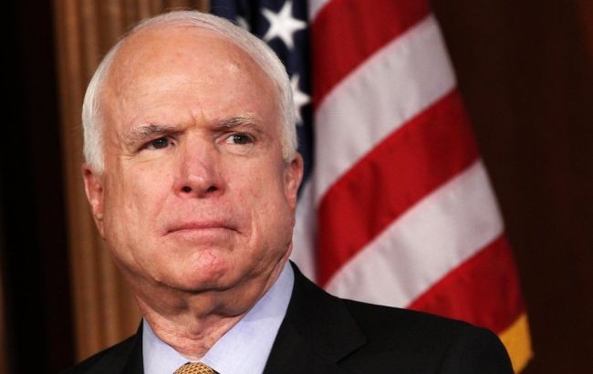 Маккейн совершил тайную поездку в Сирию, - WSJ