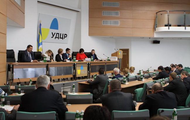 УГЦР прокомментирует решение АМКУ по переносу номеров 1 апреля