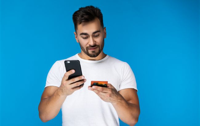 Не только фото, но и СМС: Apple подтвердила проверку смартфонов