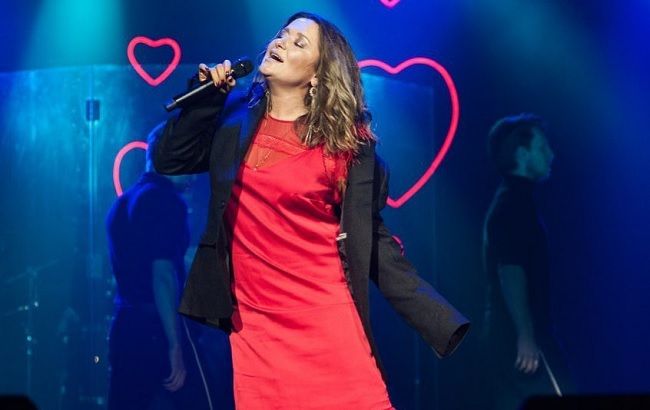 Розкішна жінка: 44-річна Могилевська блиснула стрункими ніжками