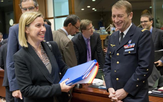 Флот ЄС займеться захопленням суден з нелегальними мігрантами в Середземному морі