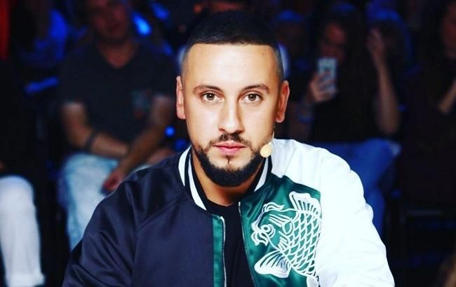 "Подорож у світ музики починається": MONATIK яскраво анонсував Голос Країни 9