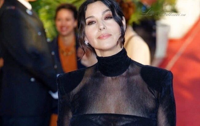 Она совершенна! Моника Беллуччи восхитила идеальной фигурой в роскошном платье