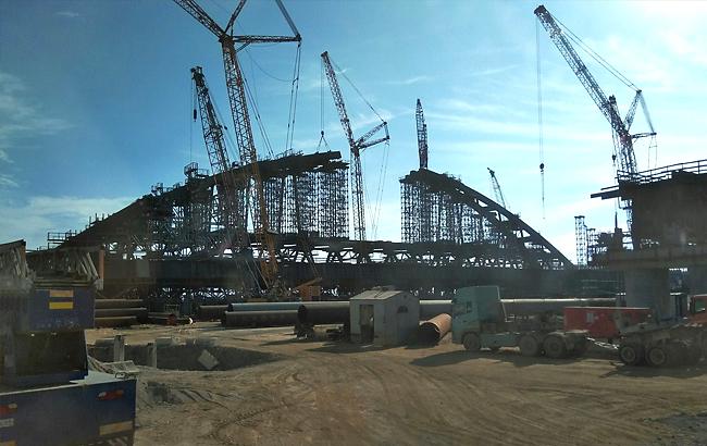 Россия перекрыла Керченский пролив