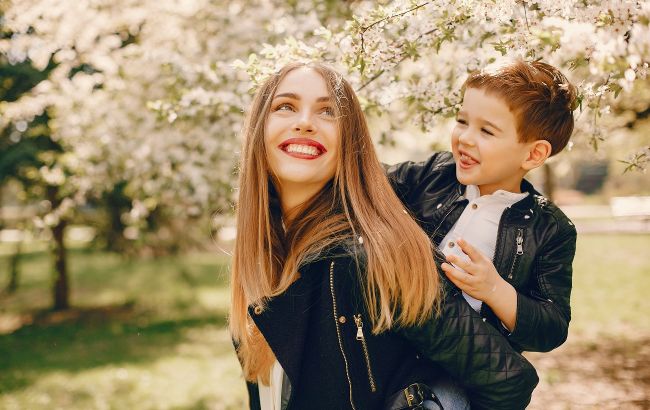 Эти мамы дарят детям самое счастливое детство: проверьте свой знак Зодиака