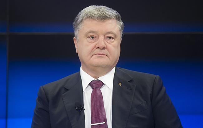 Порошенко просит Раду немедленно начать рассмотрение законопроекта об антикоррупционном суде