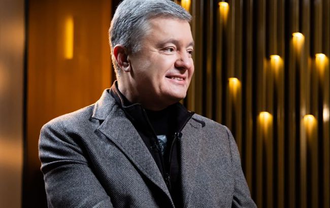 Порошенко: еще 20 кислородных концентраторов из США доставлены в Украину