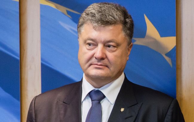 Порошенко не розуміє, чому припинення вогню слід чекати з 1 вересня