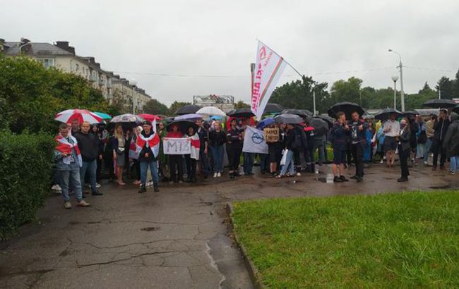 Литва разрешила въезд более 300 белорусам