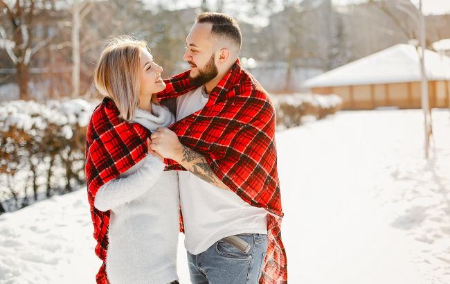 Почувствуют настоящую любовь: этим знакам Зодиака больше всего повезет с 1 по 7 декабря