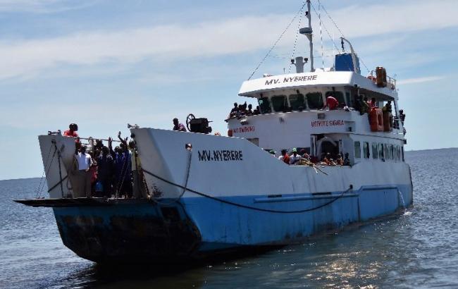 Число жертв крушения парома в Танзании приблизилось к 80