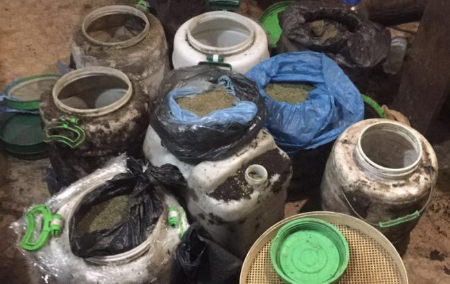 СБУ пресекла производство наркотиков в Киевской области в промышленных масштабах