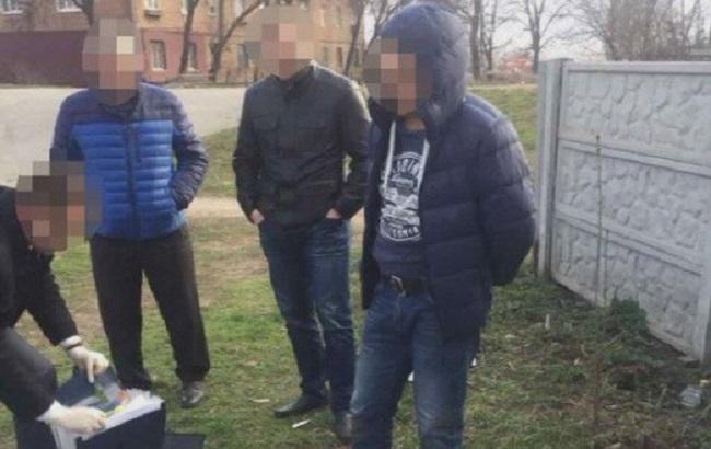 В Кривом Роге СБУ задержала на взятке двух полицейских