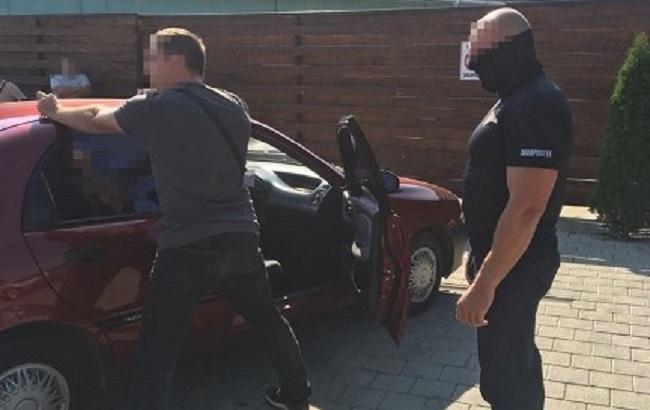 В Закарпатье СБУ задержала на взятке чиновника Госархстройинспекции