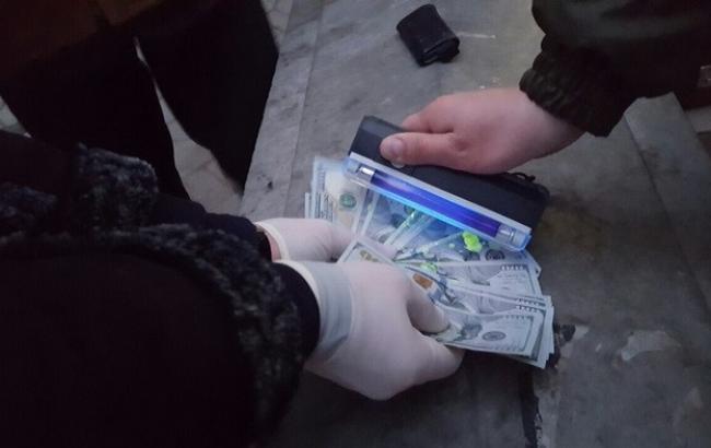 Черновицкий чиновник получил пять лет тюрьмы за взятку