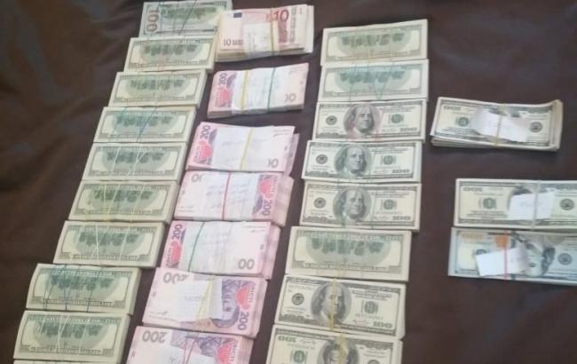 Экс-заместителя главы Высшего хозяйственного суда подозревают в финансировании "ДНР"