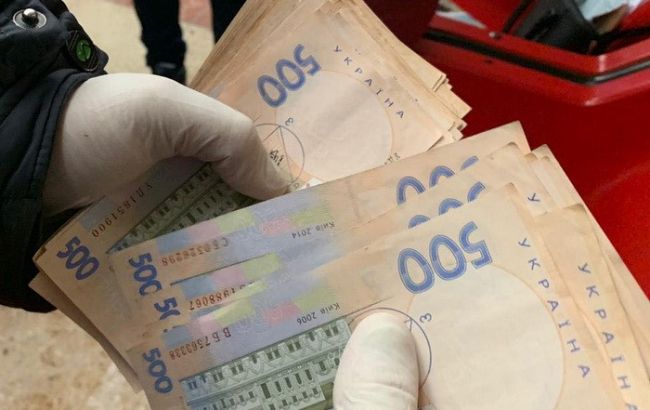 СБУ в Черкассах разоблачила на взятке директора социального учреждения