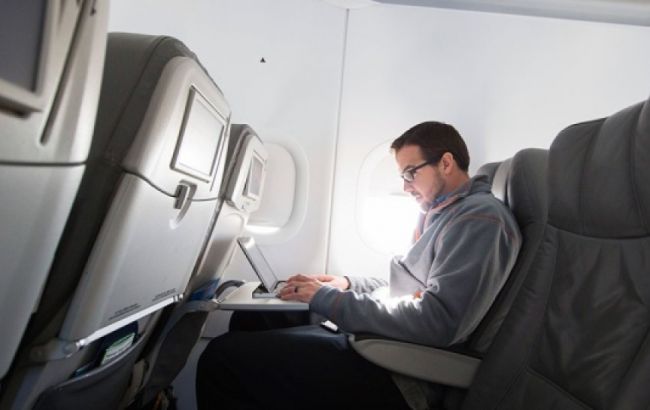 США и Британия запретили пассажирам из мусульманских стран перевозить ноутбуки в ручной клади