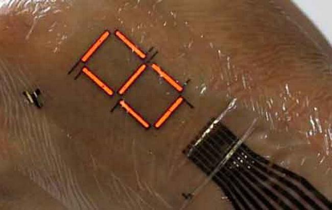 Разработанная в Японии "электронная кожа" превратит тело человека в дисплей