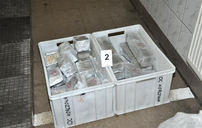 Украинцам в Польше грозит 20 лет тюрьмы за транспортировку наркотиков