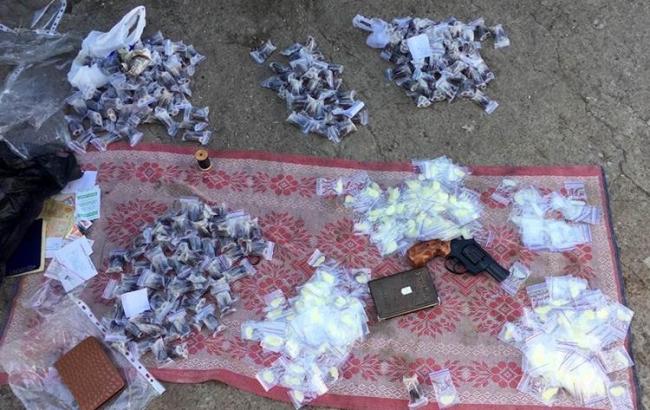 В Запорожской области у мужчины изъяли наркотики на более чем 1 млн гривен