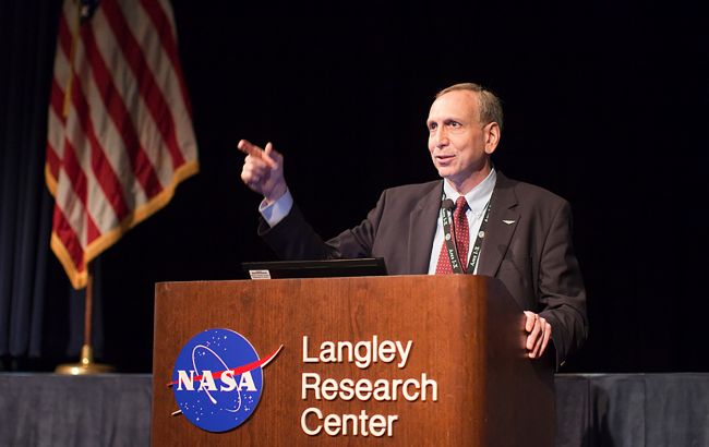 NASA о возвращении людей на Луну в 2024: это больше не реально