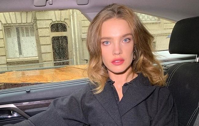 Надо брать: Наталья Водянова демонстрирует самое модное пальто весны