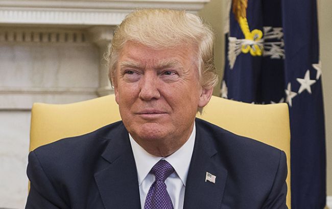 Экс-глава ФБР Коми рассказал, что Трамп требовал от него лояльности